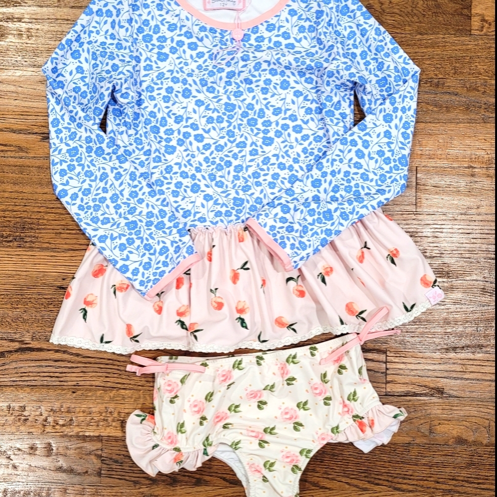 Girls swim wear